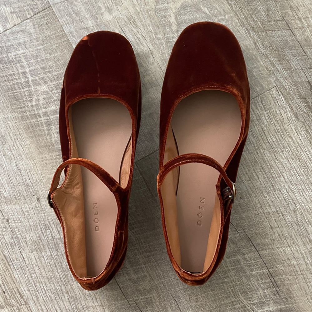 DOEN MARY JANE SLIPPER 40